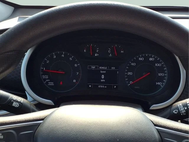 Used 2023 Summit White Chevrolet LT image 11