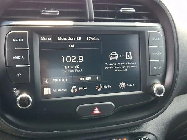 Used 2024 Gray Kia LX image 17