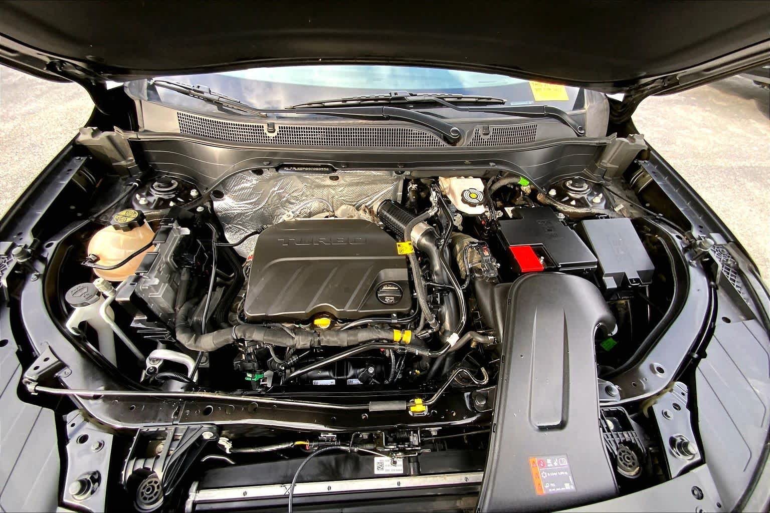 Used 2025 Mosaic Black Metallic Chevrolet ACTIV image 28