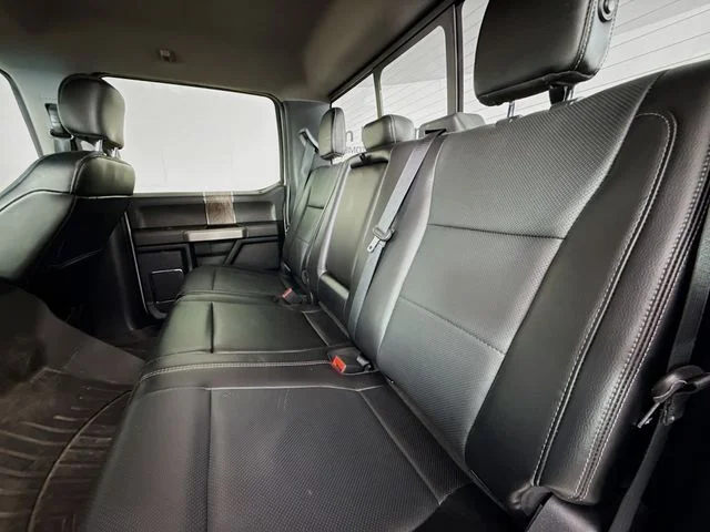 Used 2018 White Ford Lariat image 23