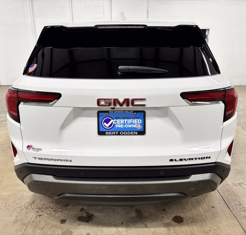 Used 2026 White GMC Elevation image 5