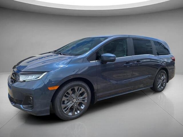2026 Honda Odyssey Touring's photo