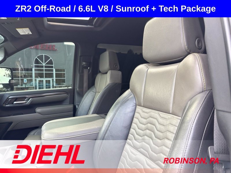 Used 2025 Gray Chevrolet ZR2 image 21