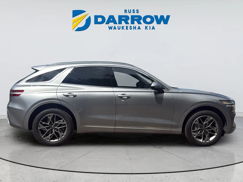 Used 2023 Silver Genesis 2.5T image 6