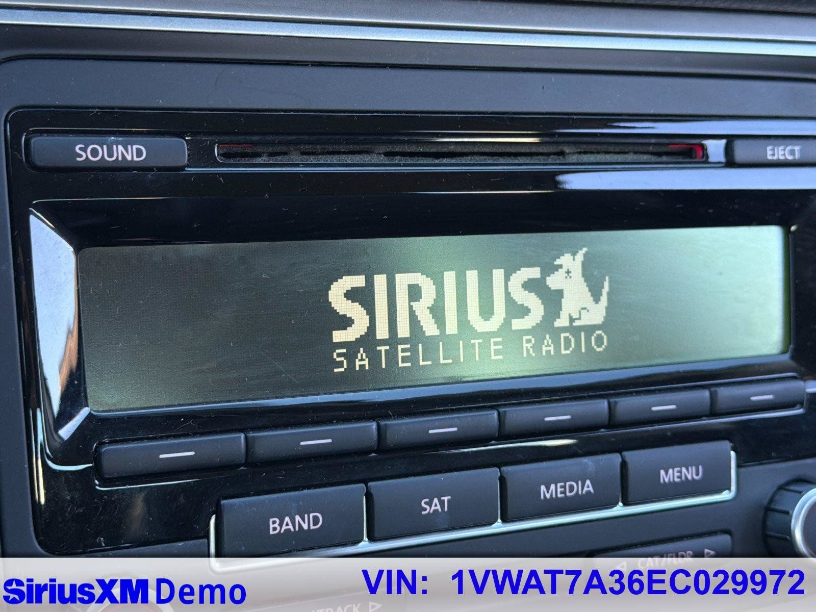 Used 2014  Volkswagen 1.8T Wolfsburg Edition image 24