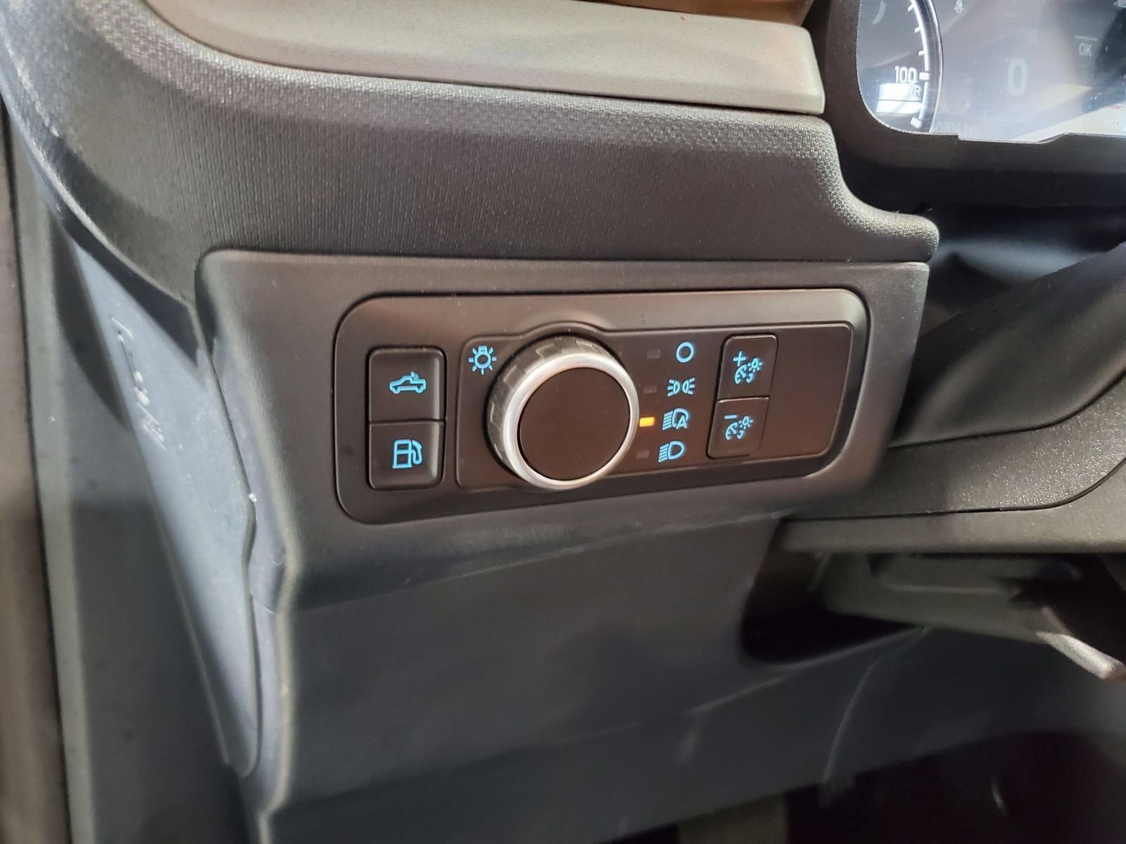 Used 2023 Black Ford Lariat image 18