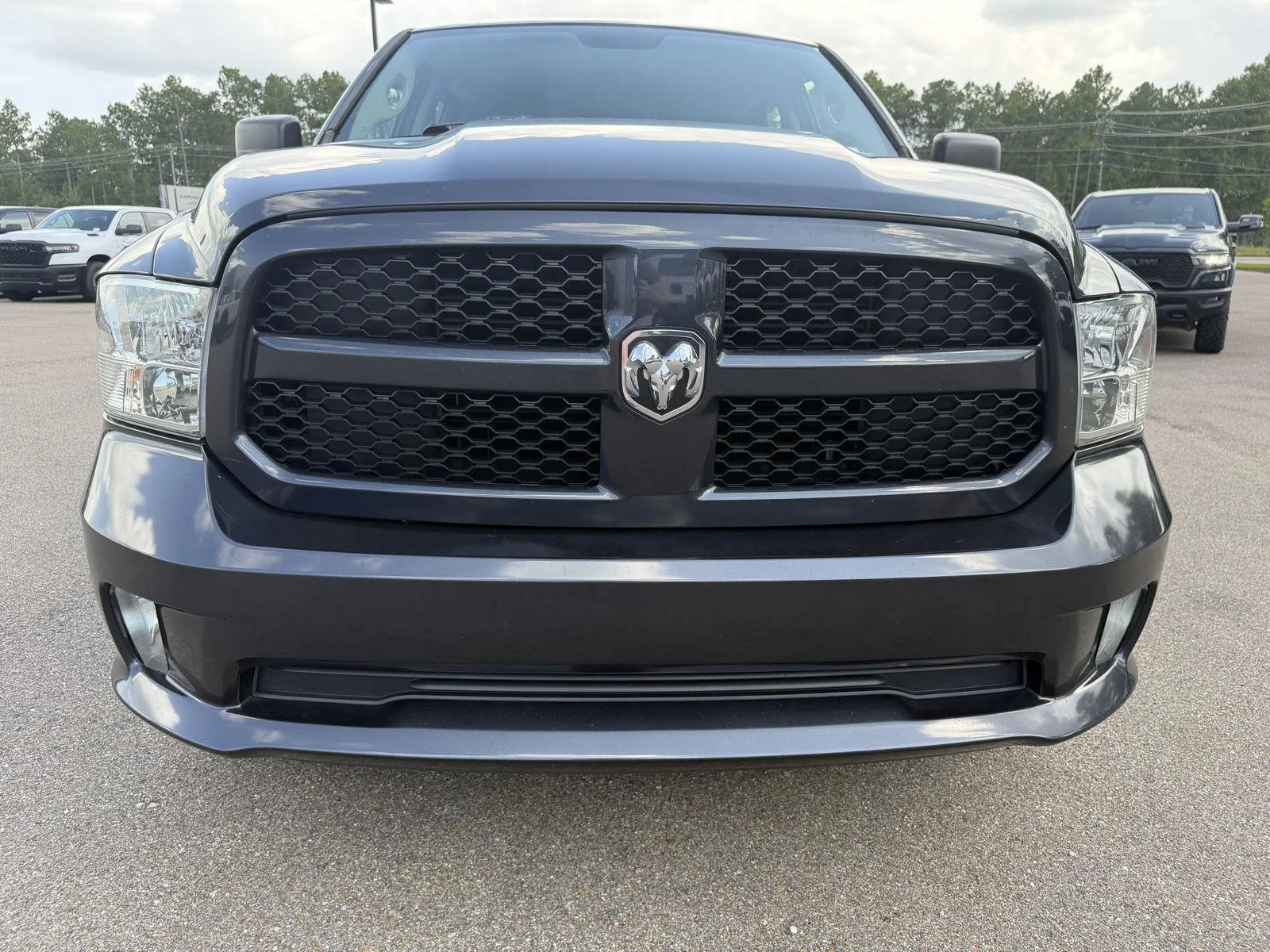 Used 2018 Maximum Steel Metallic Clearcoat Ram Express image 22