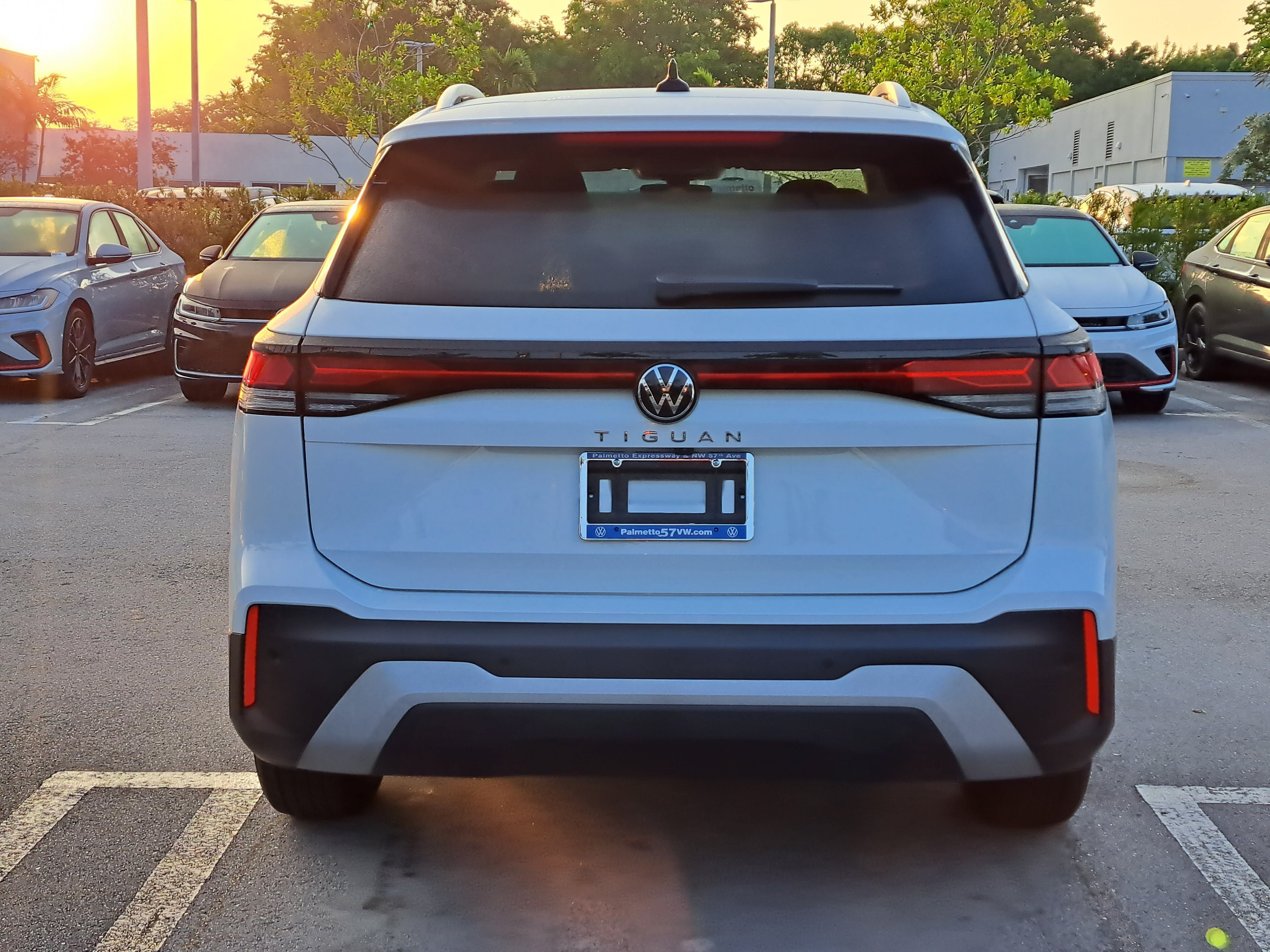 New 2026 White/off-white Volkswagen 2.0T S image 4