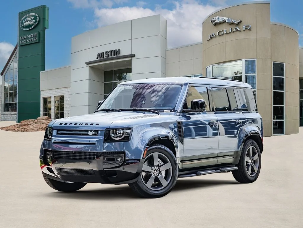 2025 Land Rover Defender 110 X-Dynamic SE P400's photo