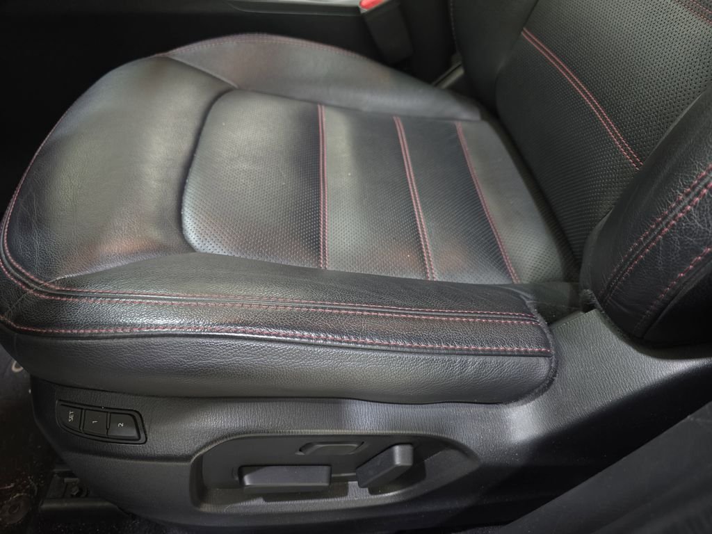 Used 2025 Gray Mazda 2.5 S Carbon Edition image 31