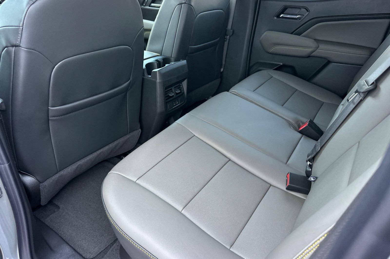 2026 Chevrolet Colorado ZR2 - Photo 12