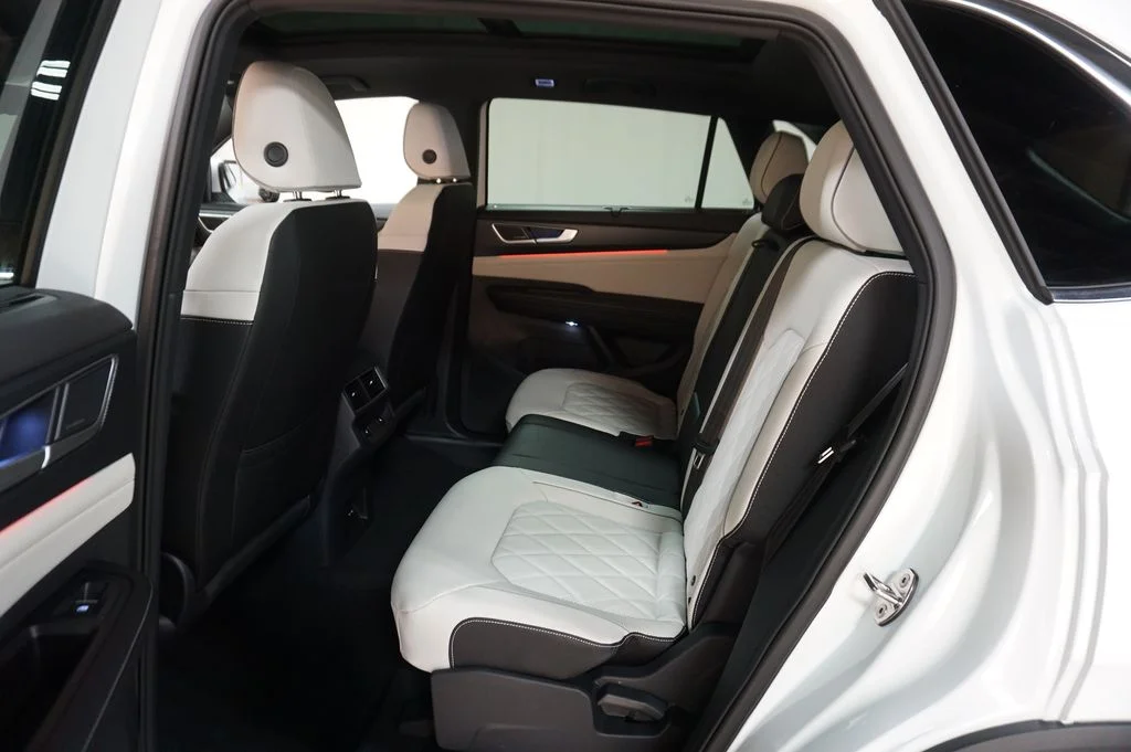 New 2026 Opal White Volkswagen 2.0T SEL Premium R-Line image 11