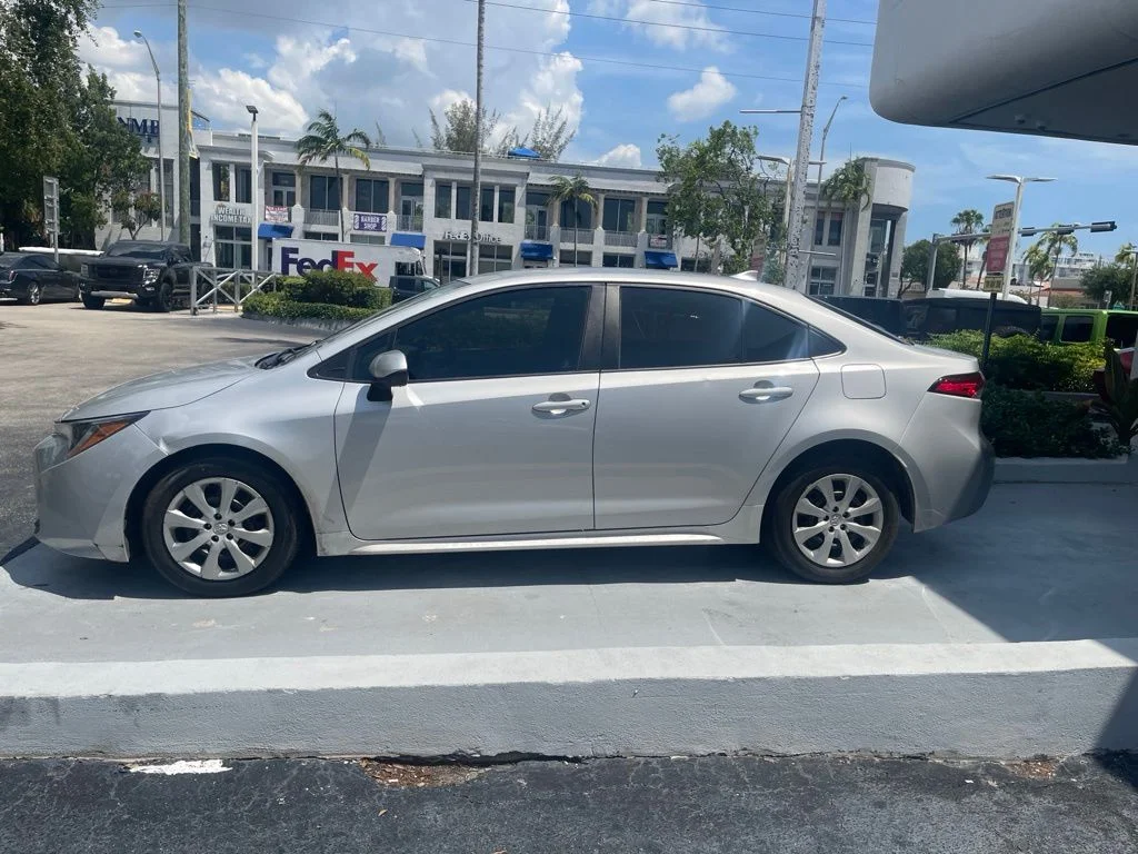 Used 2023 Silver Toyota LE image 4