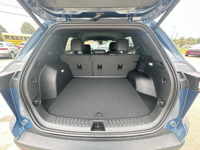 2027 Chevrolet Equinox LT - Photo 35