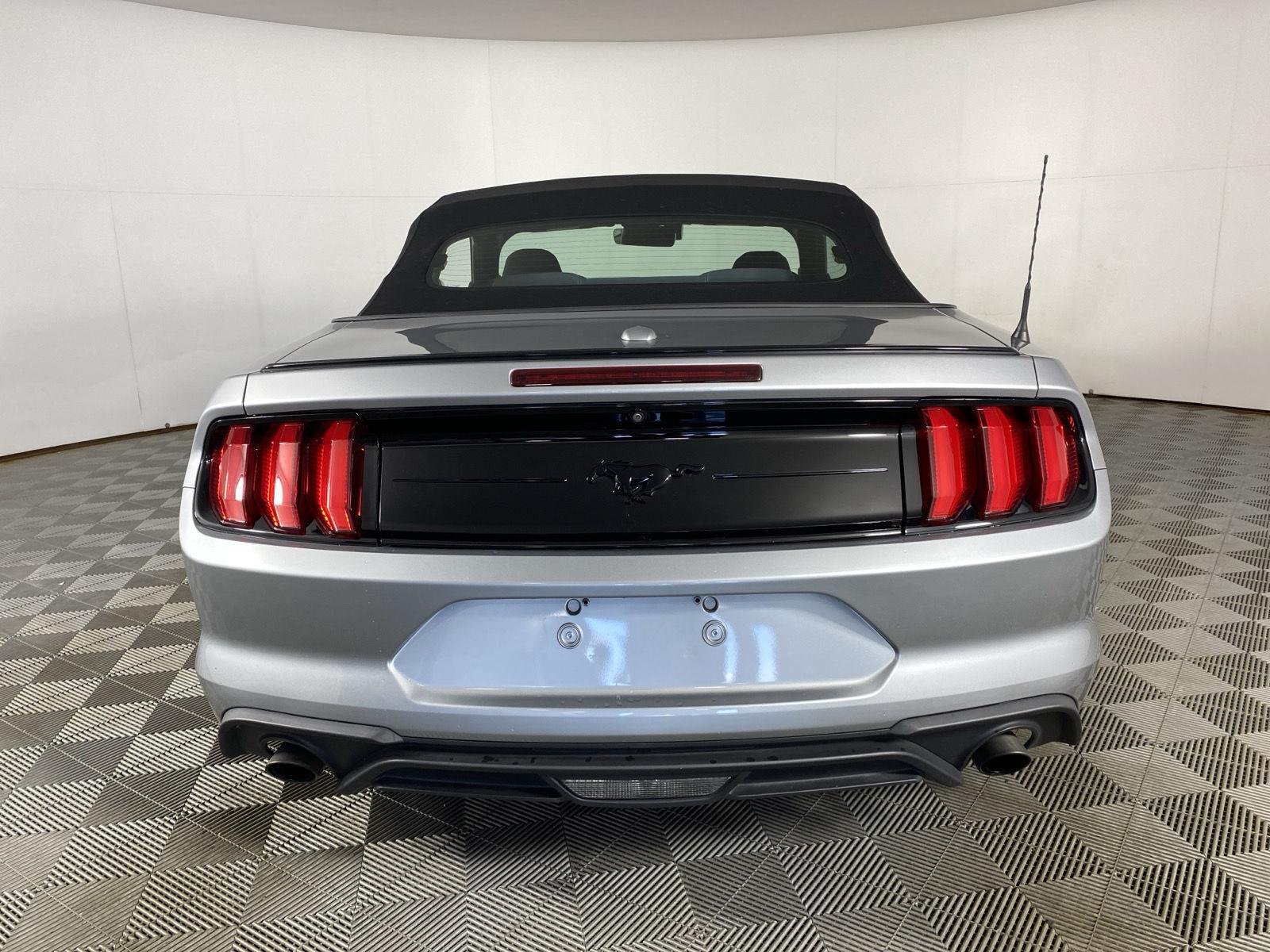 Used 2020 Iconic Silver Ford EcoBoost image 9