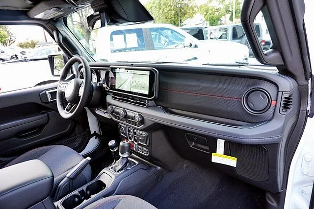 New 2026 Bright White Clearcoat Jeep Rubicon image 13
