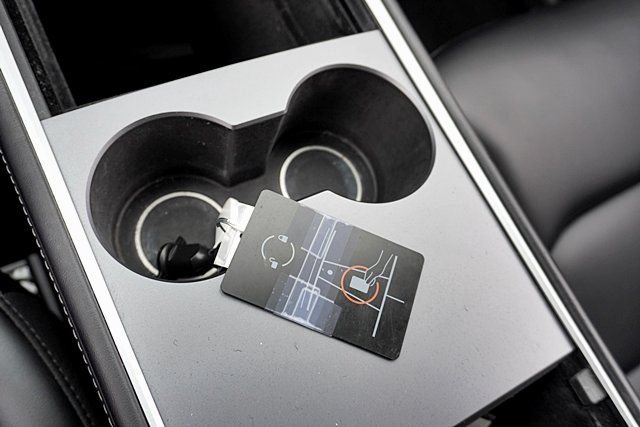 Used 2024  Tesla Long Range image 37