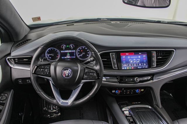 2023 Buick Enclave Essence - Photo 28