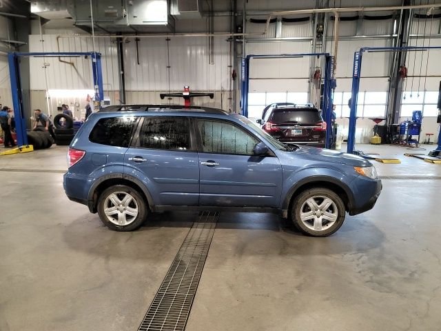 Used 2010 Newport Blue Pearl Subaru 2.5X image 8