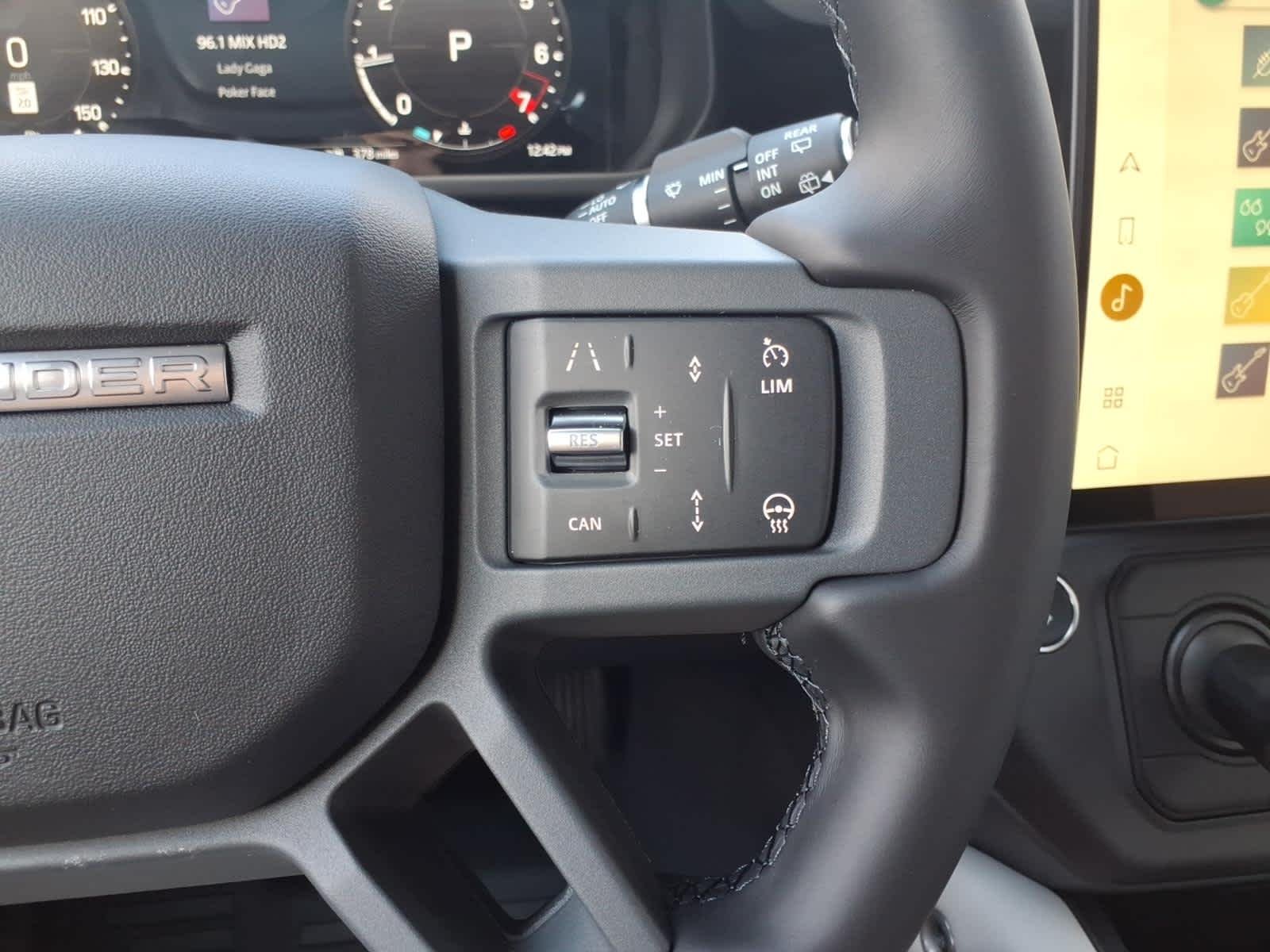 New 2026 Tasman Blue Land Rover X-Dynamic SE image 21