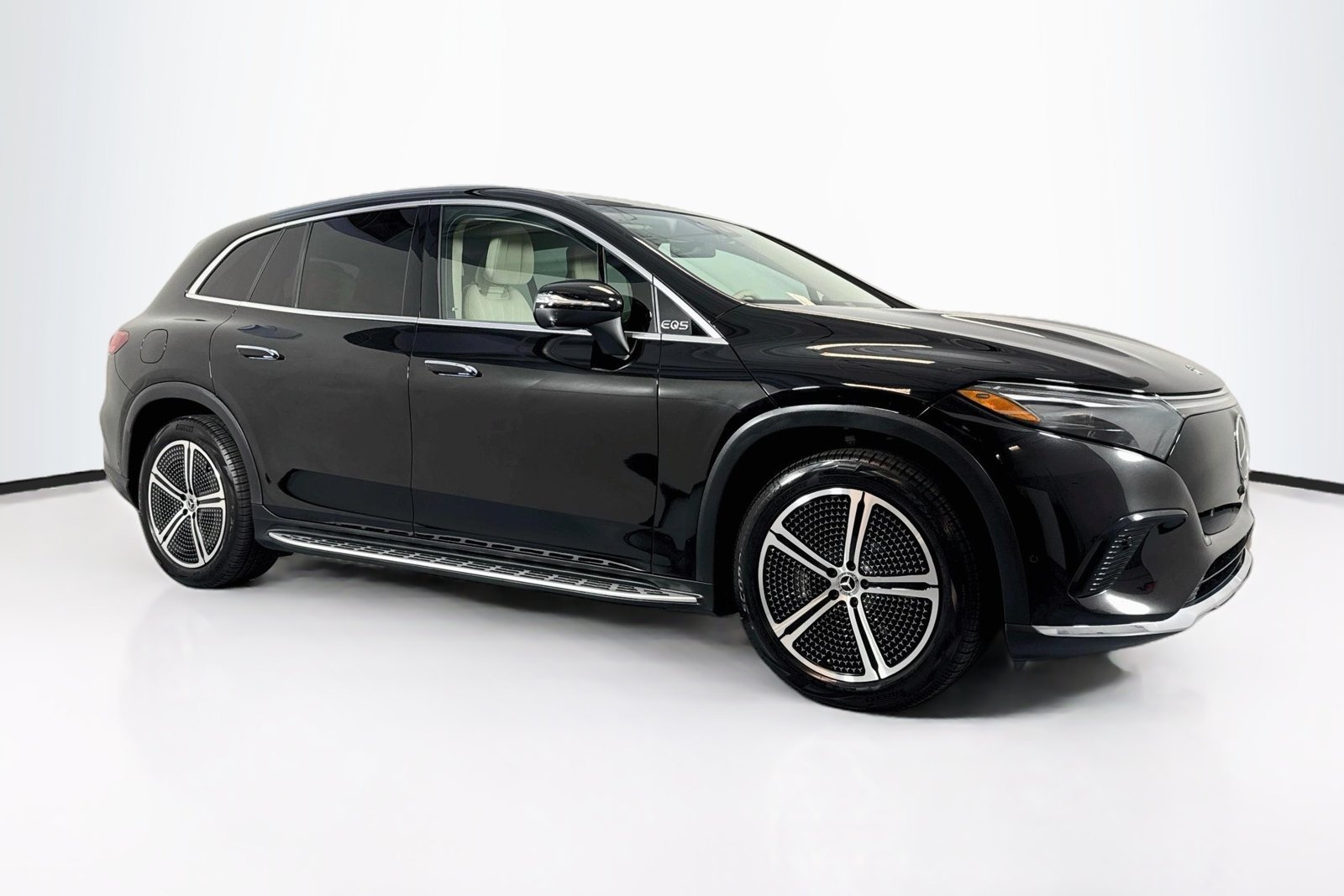 Certified Used 2023 Obsidian Black Metallic Mercedes-Benz EQS 450 image 3