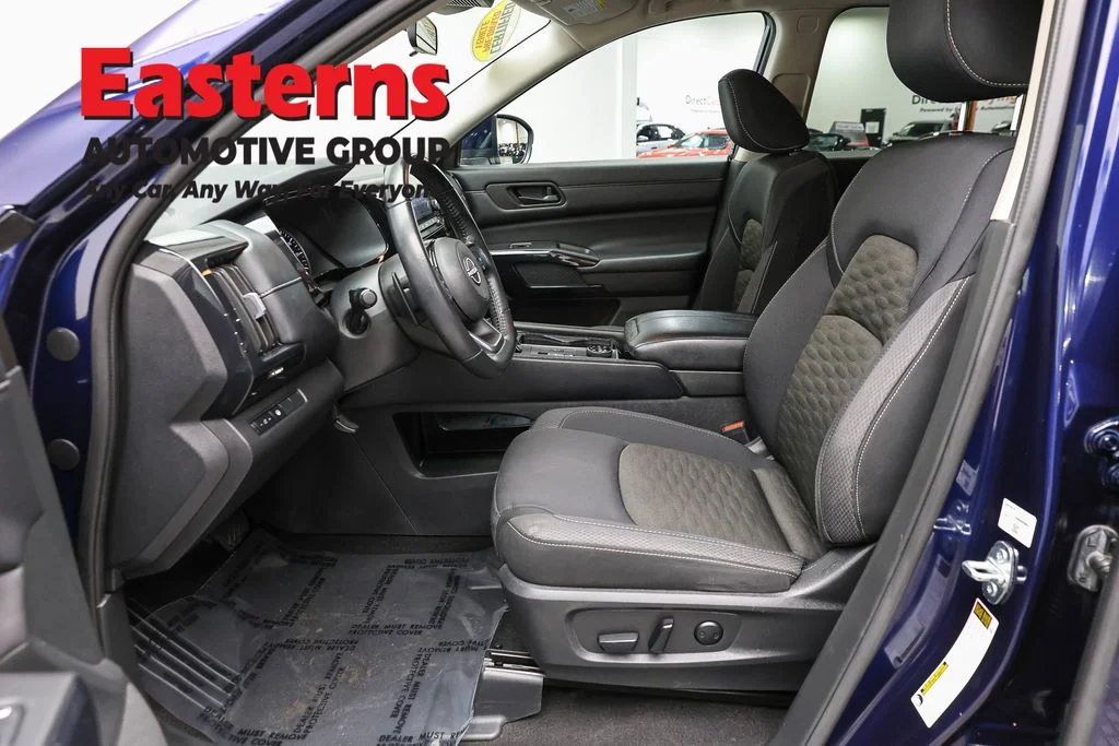 Used 2023 Blue Nissan SV image 14