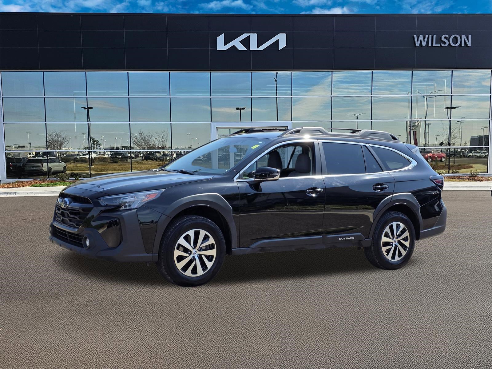 Used 2024 Crystal Black Silica Subaru Premium image 7