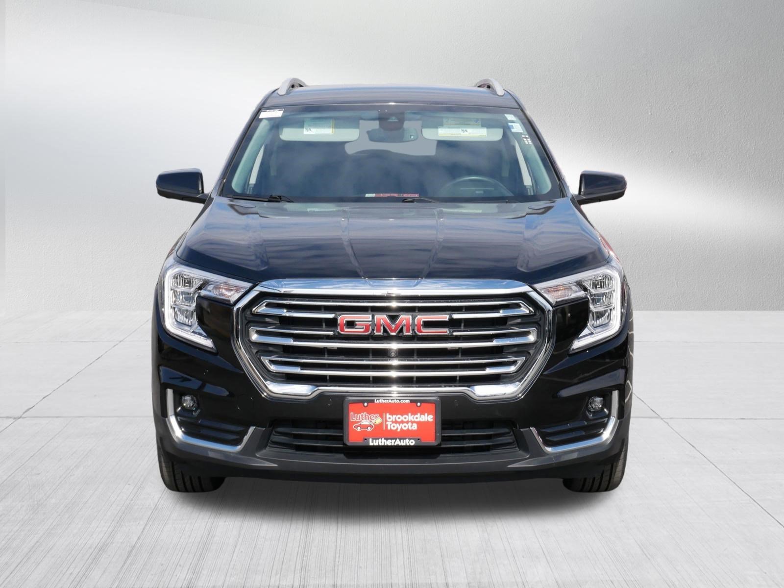 Used 2022 GMC Terrain SLT with VIN 3GKALVEV7NL310092 for sale in Brooklyn Center, Minnesota