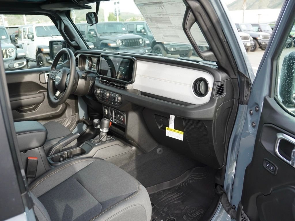 New 2026 Anvil Clear-Coat Exterior Paint Jeep Sport image 20