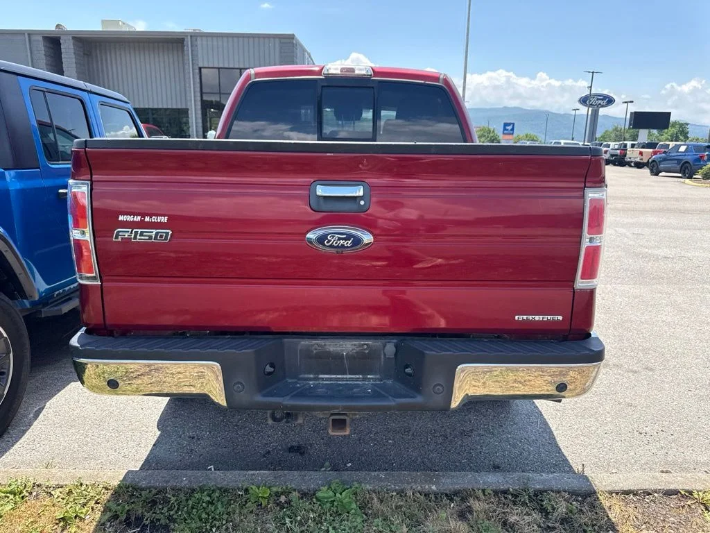Used 2013 Ruby Red Metallic Ford XLT image 9