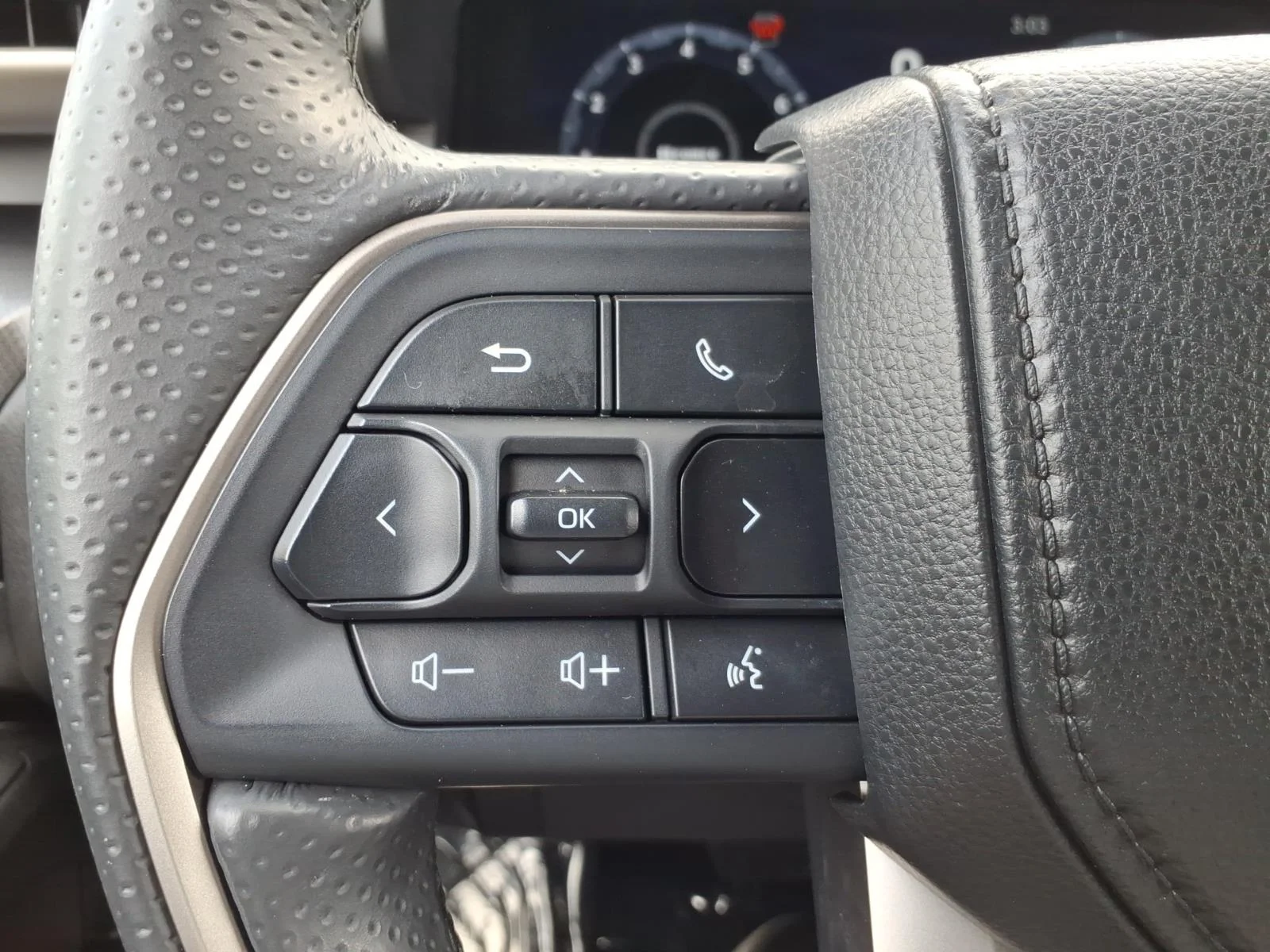 Certified Used 2025 Underground Toyota Limited HV image 24