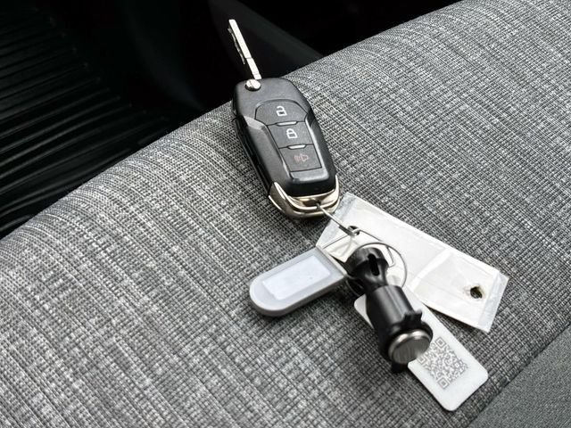 Used 2024 White Ford XLT image 31