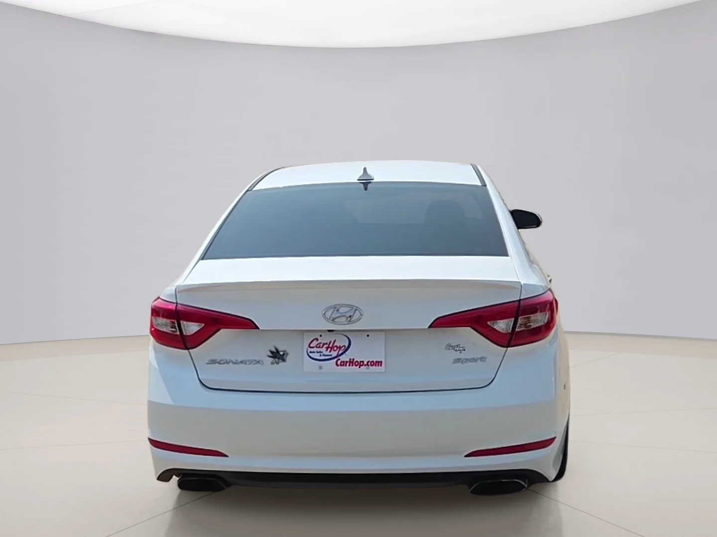 Used 2017 White Hyundai SPORT image 4