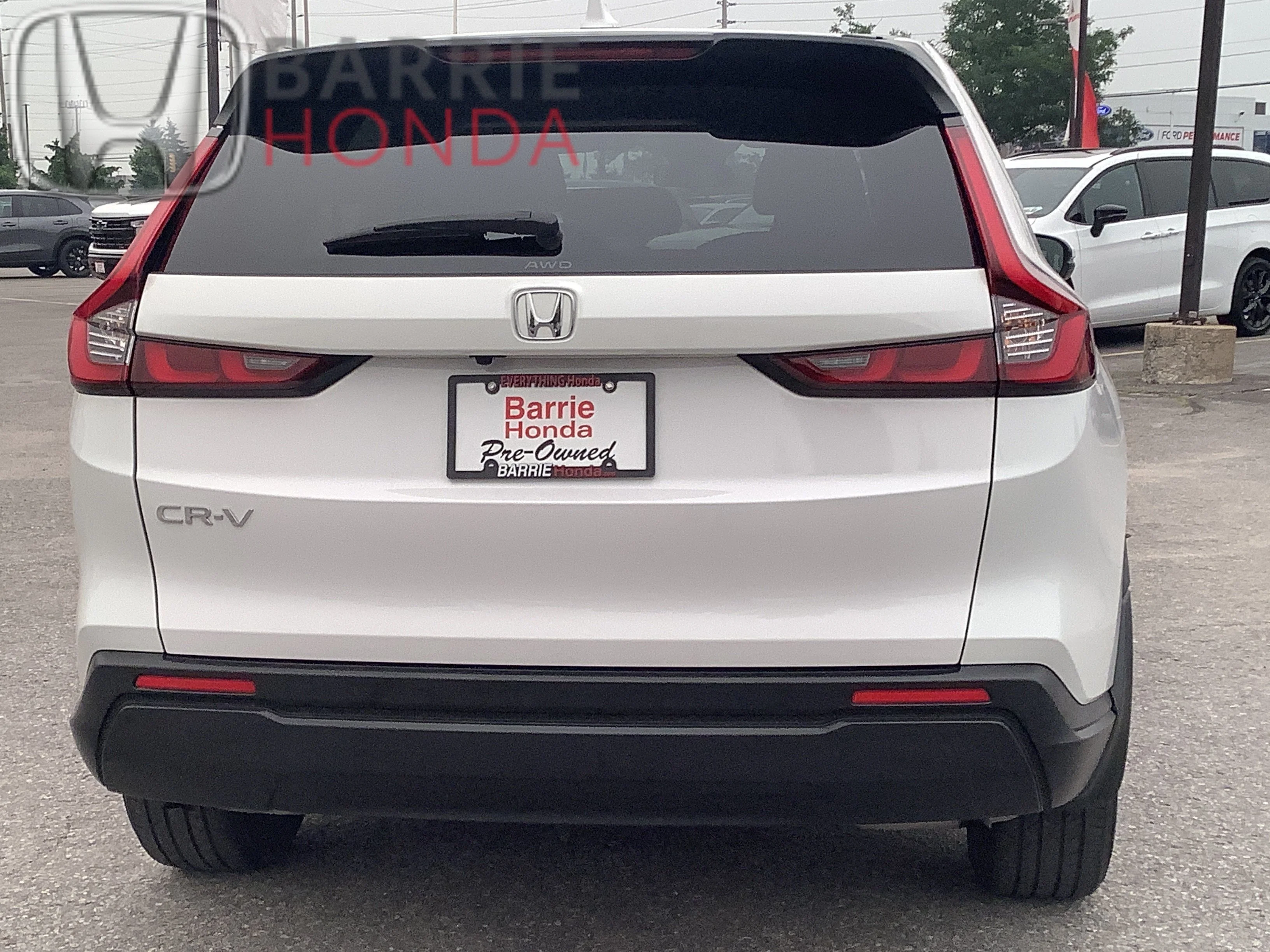Used 2024 Platinum White Pearl Honda LX-B image 22