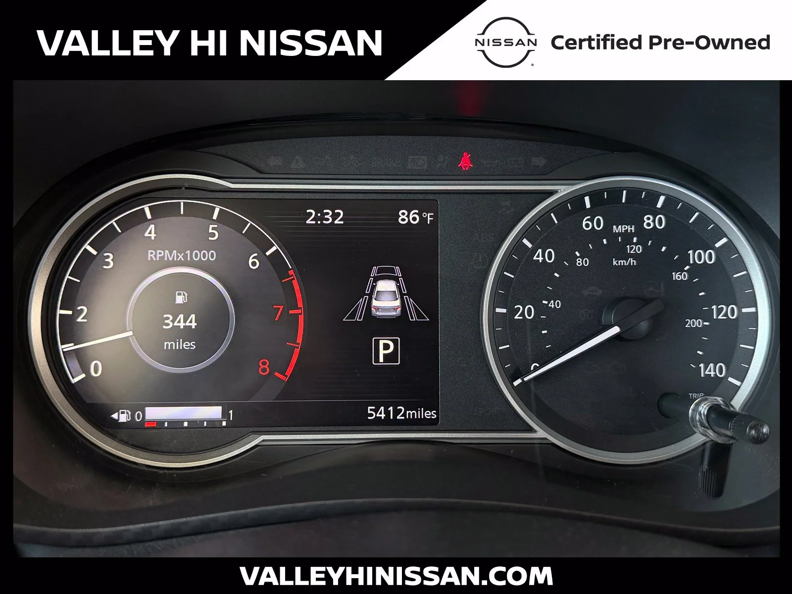 2025 Nissan Versa Sedan SR - Photo 20