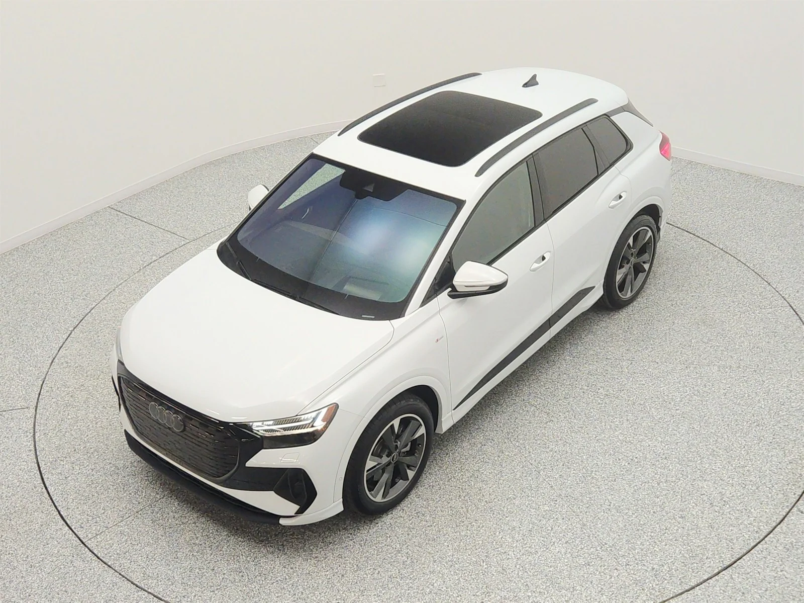 Used 2024 Glacier White Metallic Audi Prestige 55 quattro image 22