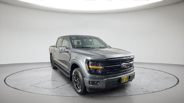 New 2026 Carbonized Gray Metallic Ford XLT image 38