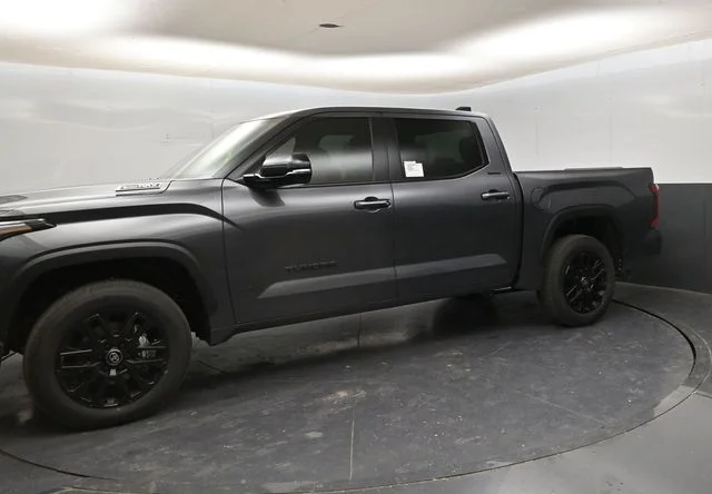2026 Toyota Tundra Limited - Photo 4
