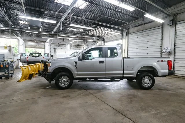 Used 2021 Silver Ford XL image 6