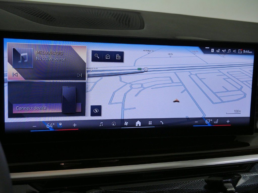 Used 2027 Red BMW xDrive40i image 45