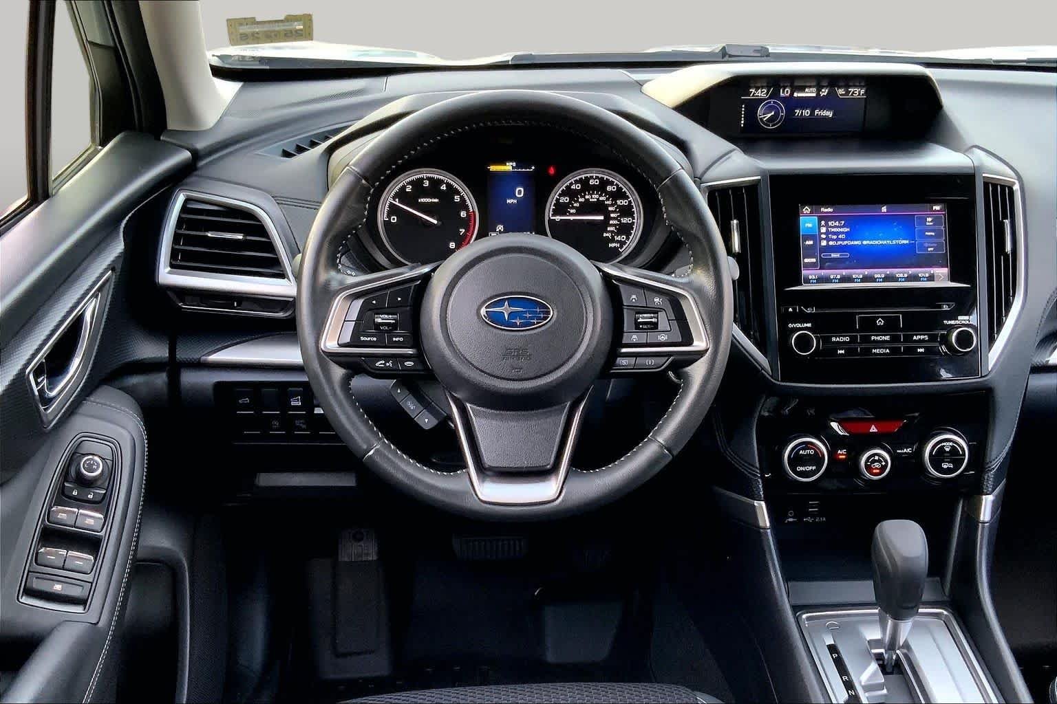 Used 2020 Ice Silver Metallic Subaru Premium image 6