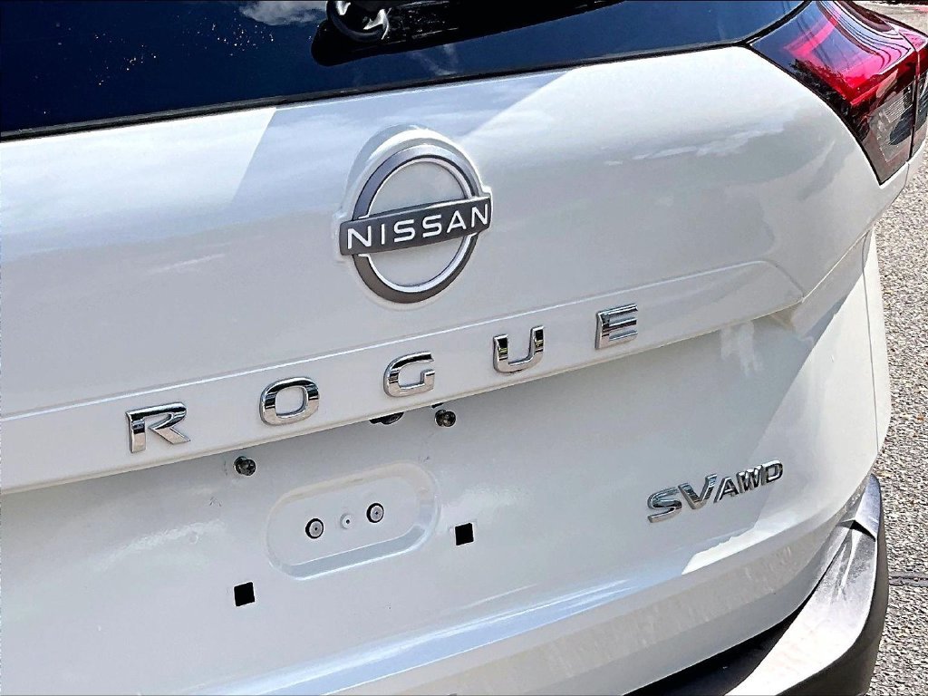 Certified Used 2023 White Nissan SV image 28