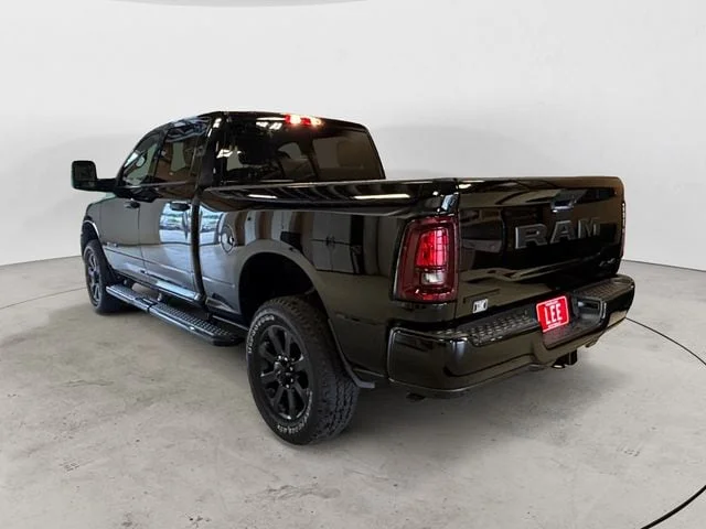 New 2026 Diamond Black Crystal Pearlcoat Ram BIG HORN CREW CAB 4X4 6