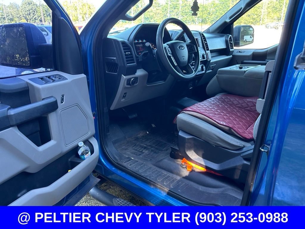 Used 2015  Ford XL image 10