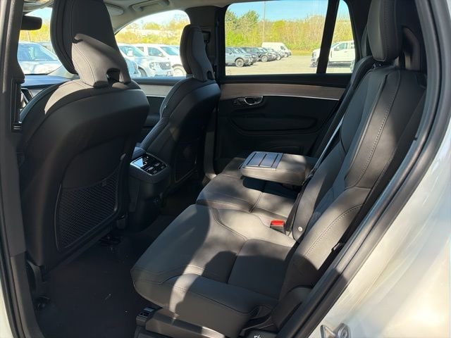 New 2026 Crystal White Volvo Plus image 8