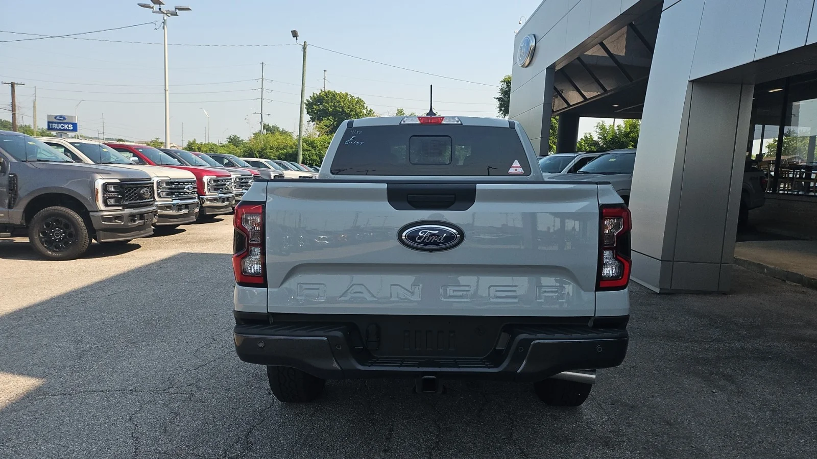 New 2026 Avalanche Ford XLT 4WD image 4