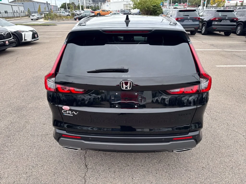Used 2025 Black Honda Sport-L image 6