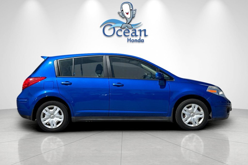 Used 2010 Blue Metallic Nissan 1.8 S image 3