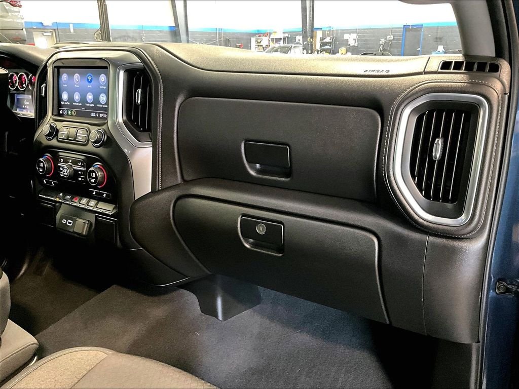 Used 2019 Blue Chevrolet RST image 13