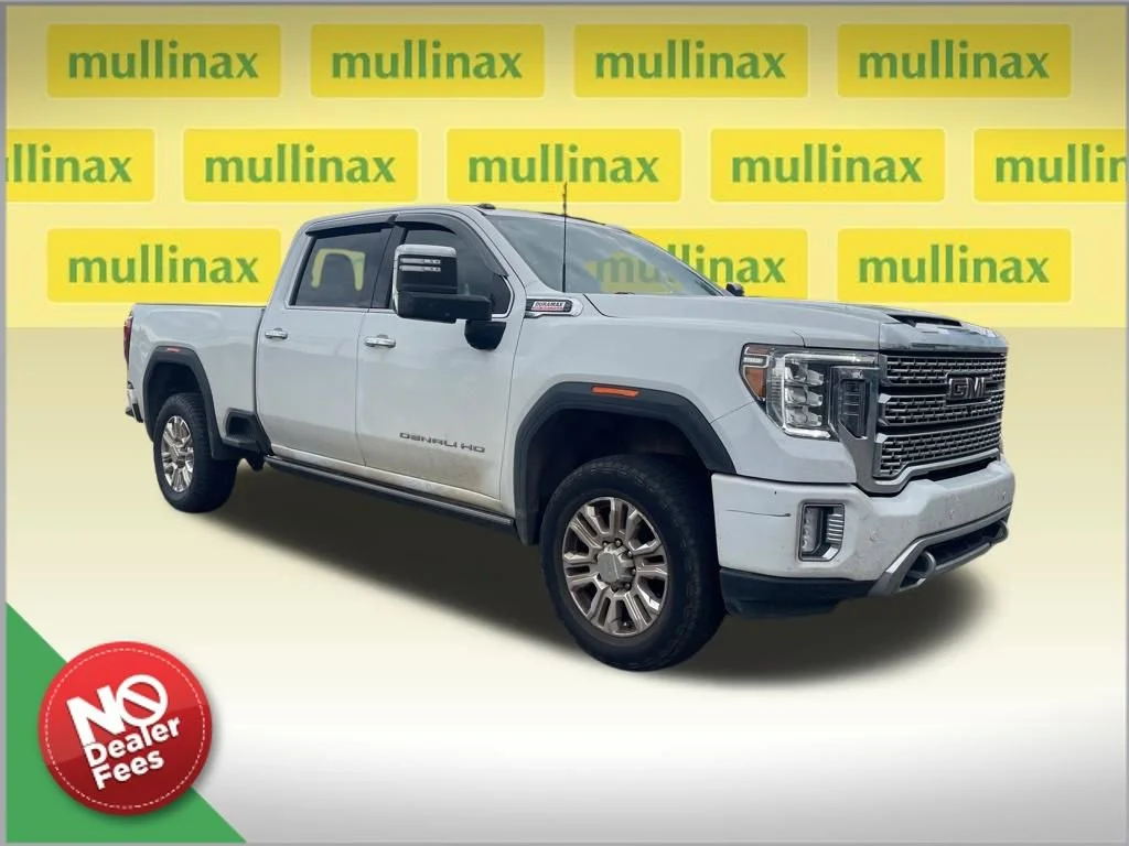2023 GMC Sierra 4WD Crew Cab Standard Box Denali's photo